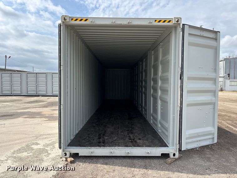 image for item EV2705 Qingdao Ruijunyuan shipping container