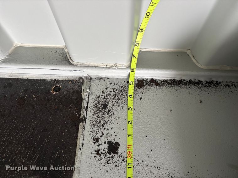 image for item EV2705 Qingdao Ruijunyuan shipping container