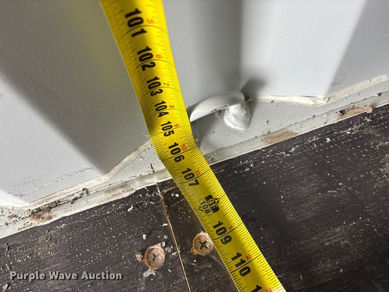 image for item EV2705 Qingdao Ruijunyuan shipping container