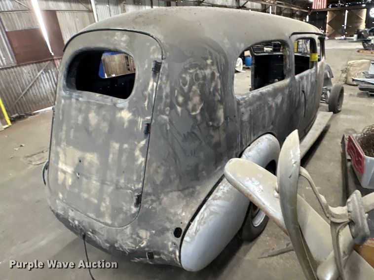 image for item EV2776 1940 Buick Ambulance 