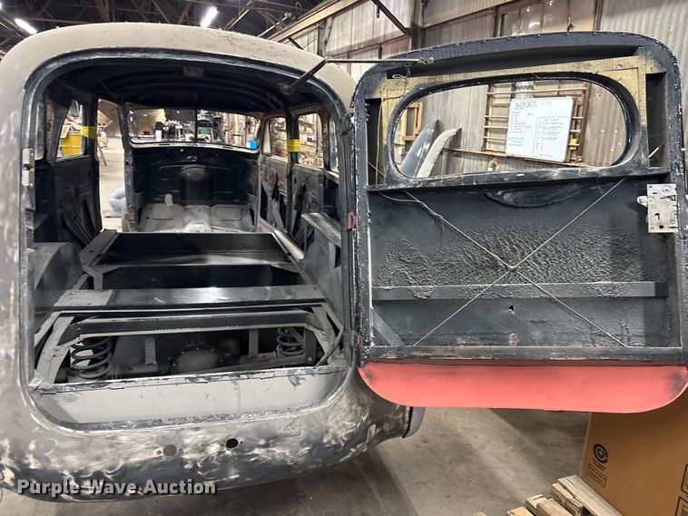 image for item EV2776 1940 Buick Ambulance 