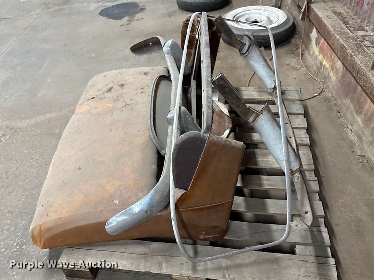 image for item EV2776 1940 Buick Ambulance 