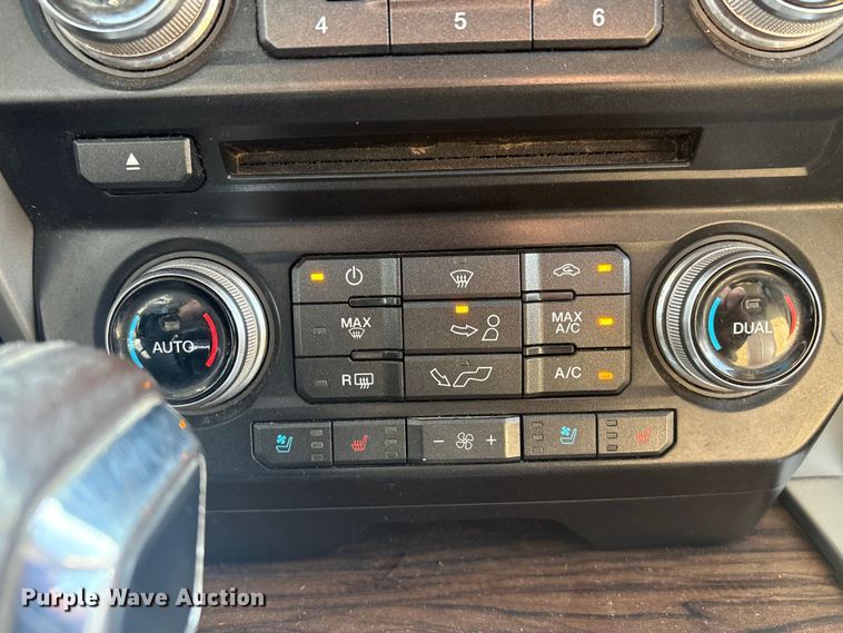 image for item EV2790 2018 Ford F150 Crew Cab pickup truck