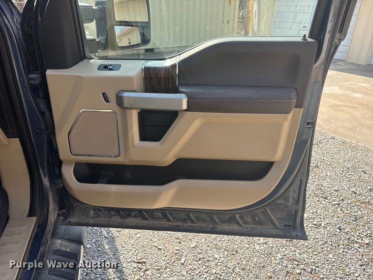 image for item EV2790 2018 Ford F150 Crew Cab pickup truck