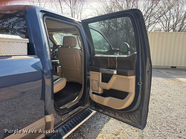 image for item EV2790 2018 Ford F150 Crew Cab pickup truck