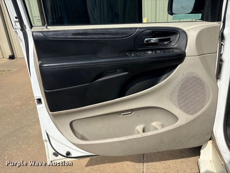 image for item EV2791 2018 Dodge Grand Caravan handicap accessible van