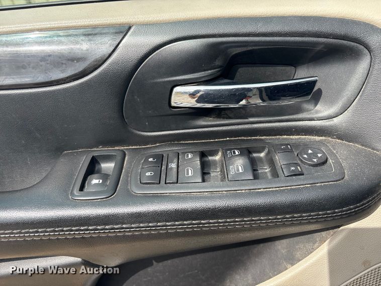 image for item EV2791 2018 Dodge Grand Caravan handicap accessible van