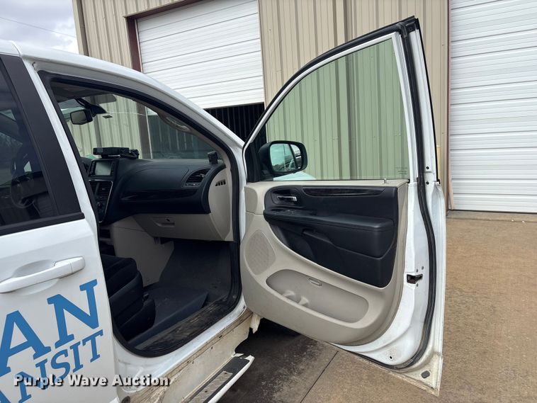 image for item EV2791 2018 Dodge Grand Caravan handicap accessible van