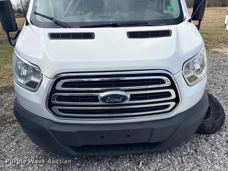 image for item EV2793 2018 Ford Transit shuttle bus