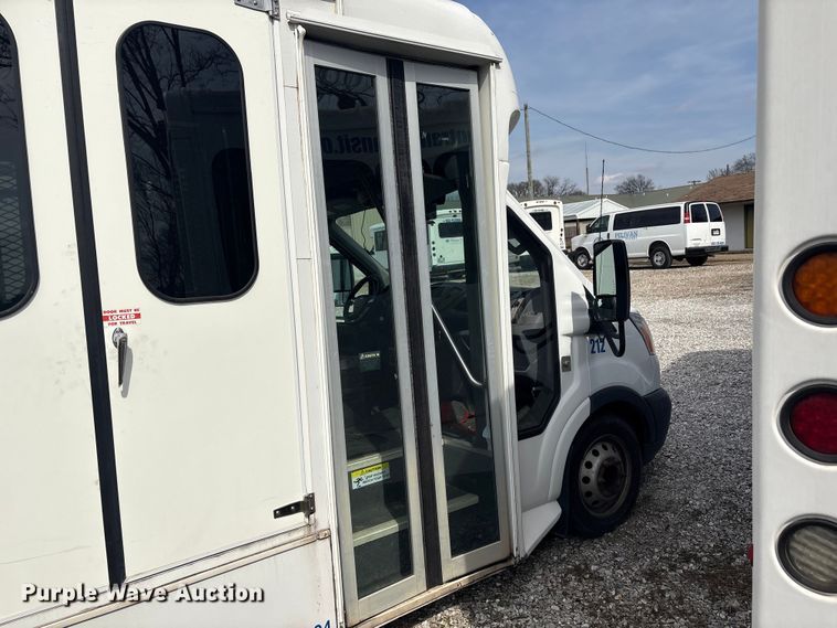 image for item EV2793 2018 Ford Transit shuttle bus