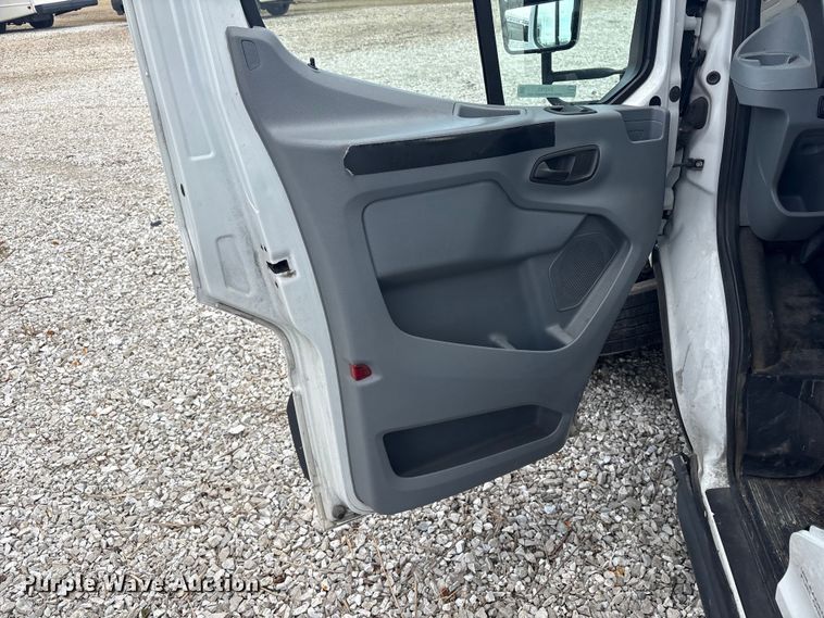 image for item EV2793 2018 Ford Transit shuttle bus