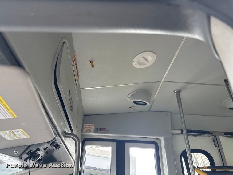 image for item EV2793 2018 Ford Transit shuttle bus