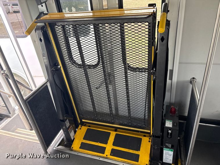 image for item EV2793 2018 Ford Transit shuttle bus