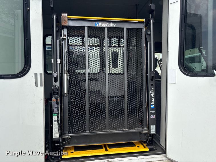 image for item EV2793 2018 Ford Transit shuttle bus