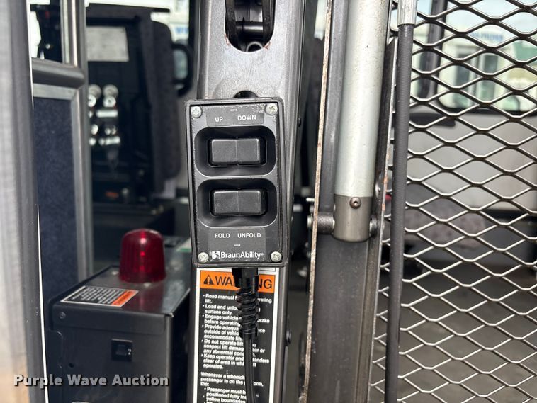 image for item EV2793 2018 Ford Transit shuttle bus