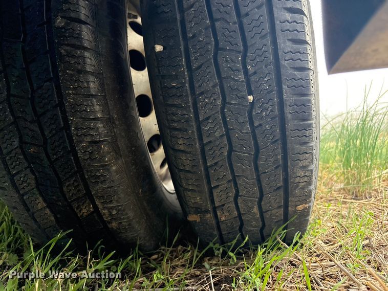 image for item EV2793 2018 Ford Transit shuttle bus