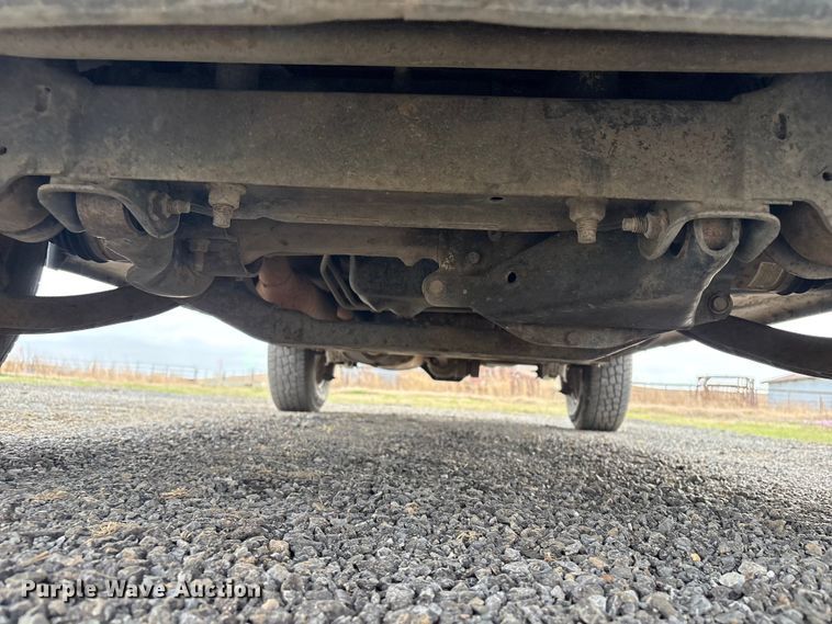 image for item EV2826 2005 Jeep Liberty SUV