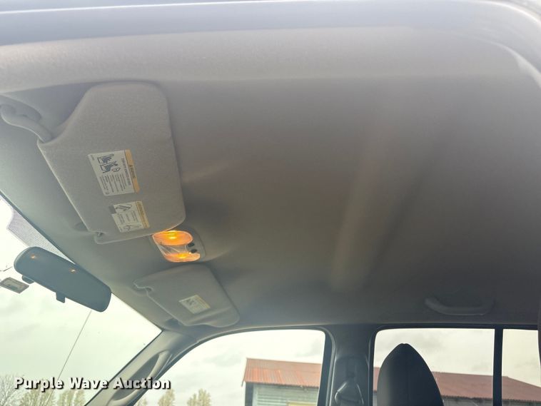 image for item EV2826 2005 Jeep Liberty SUV