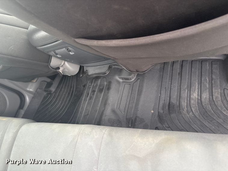 image for item EV2826 2005 Jeep Liberty SUV