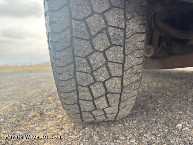 image for item EV2826 2005 Jeep Liberty SUV