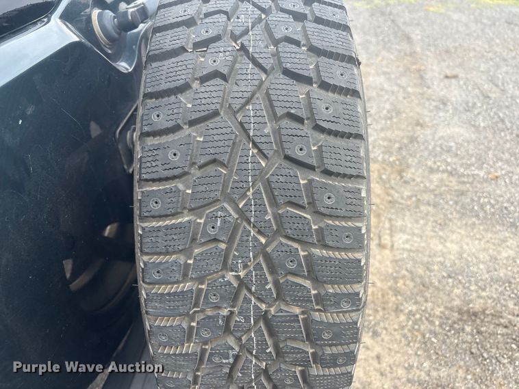 image for item EV2826 2005 Jeep Liberty SUV