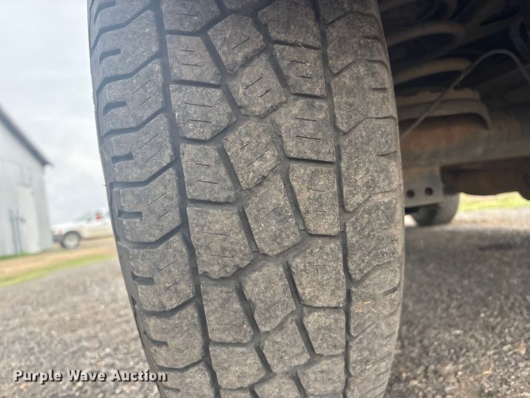 image for item EV2826 2005 Jeep Liberty SUV