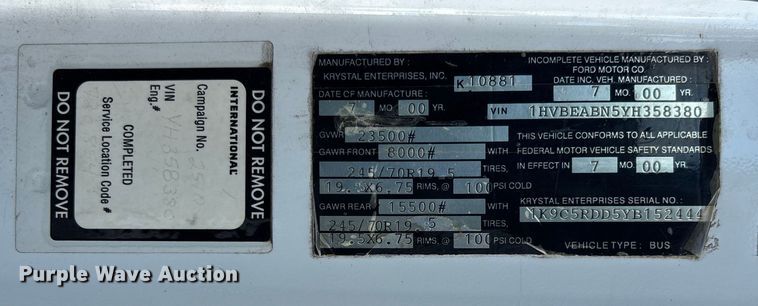 image for item EV3005 2000 International 3400 transit bus