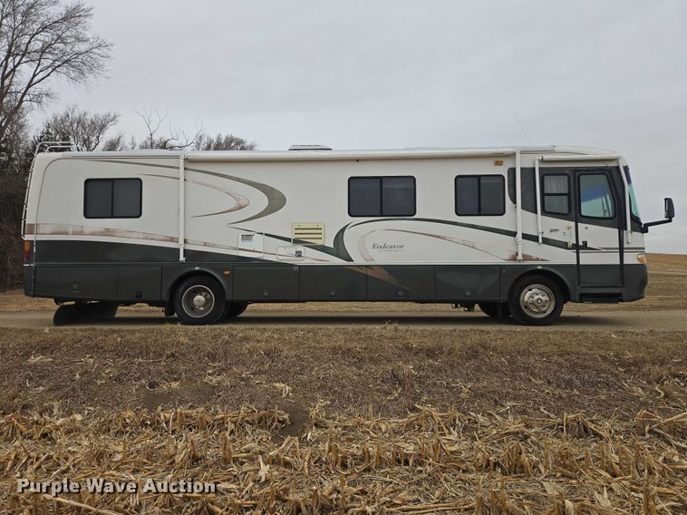 image for item EV5528 1999 Freightliner X RV