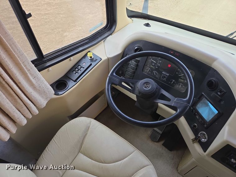 image for item EV5528 1999 Freightliner X RV