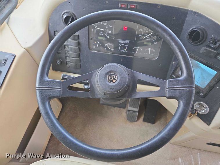 image for item EV5528 1999 Freightliner X RV