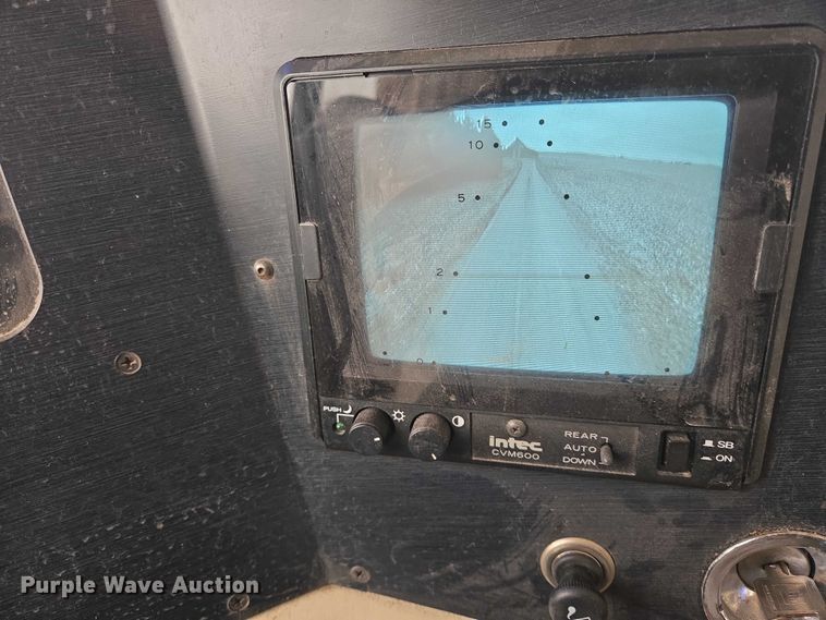 image for item EV5528 1999 Freightliner X RV