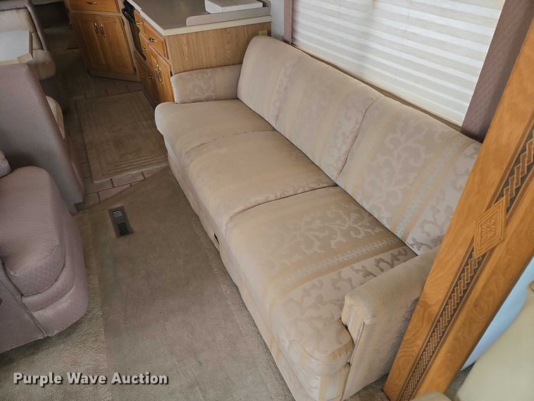 image for item EV5528 1999 Freightliner X RV