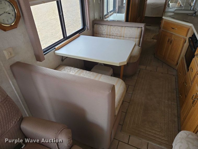 image for item EV5528 1999 Freightliner X RV