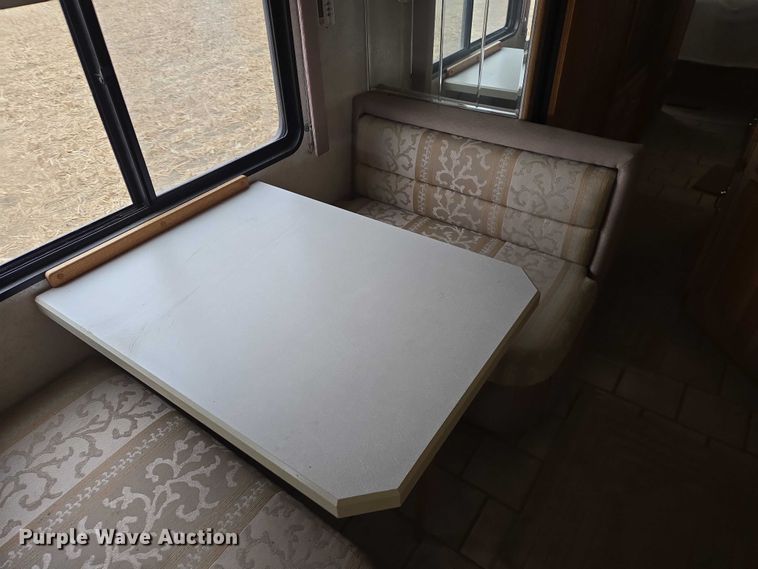 image for item EV5528 1999 Freightliner X RV