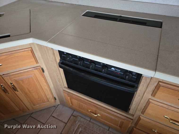 image for item EV5528 1999 Freightliner X RV