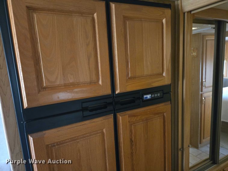 image for item EV5528 1999 Freightliner X RV