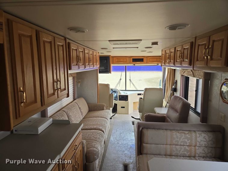 image for item EV5528 1999 Freightliner X RV