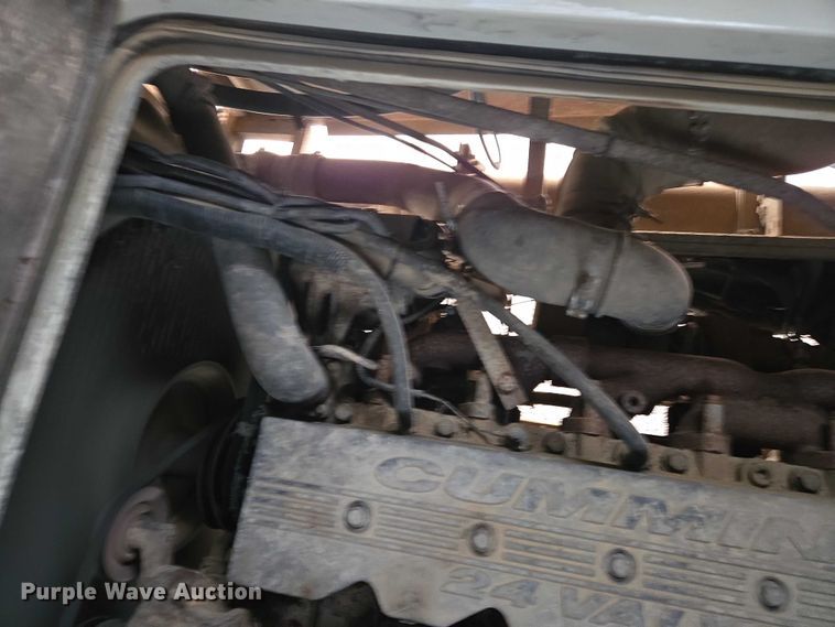 image for item EV5528 1999 Freightliner X RV