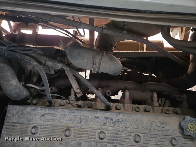 image for item EV5528 1999 Freightliner X RV