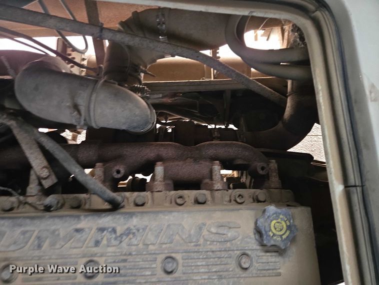 image for item EV5528 1999 Freightliner X RV