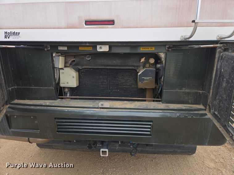 image for item EV5528 1999 Freightliner X RV