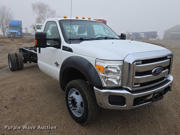 image for item EV5556 2016 Ford F550 Super Duty XL truck cab and chassis