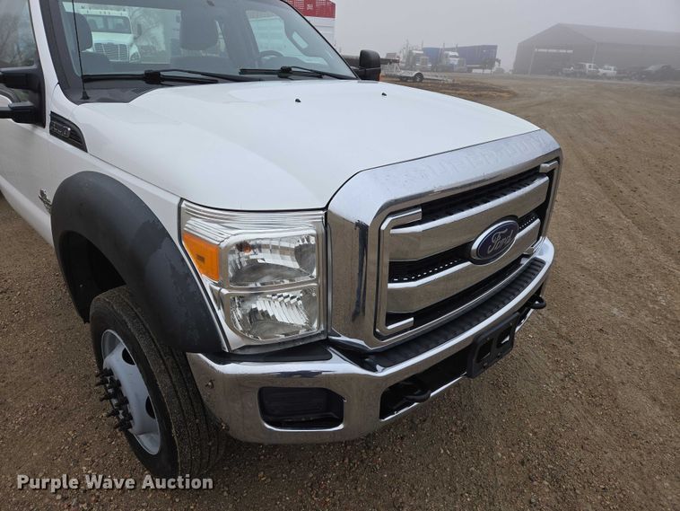 image for item EV5556 2016 Ford F550 Super Duty XL truck cab and chassis