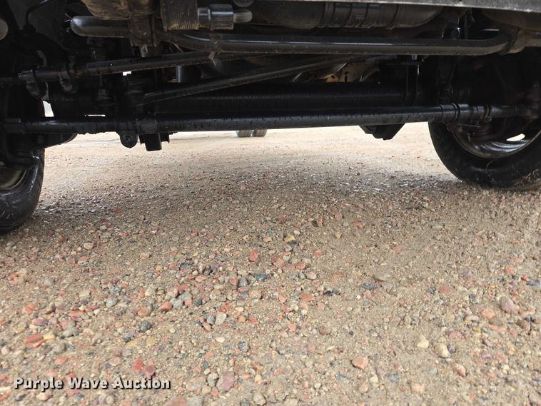 image for item EV5556 2016 Ford F550 Super Duty XL truck cab and chassis