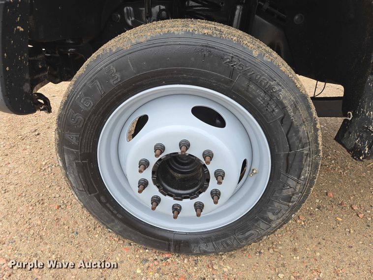 image for item EV5556 2016 Ford F550 Super Duty XL truck cab and chassis