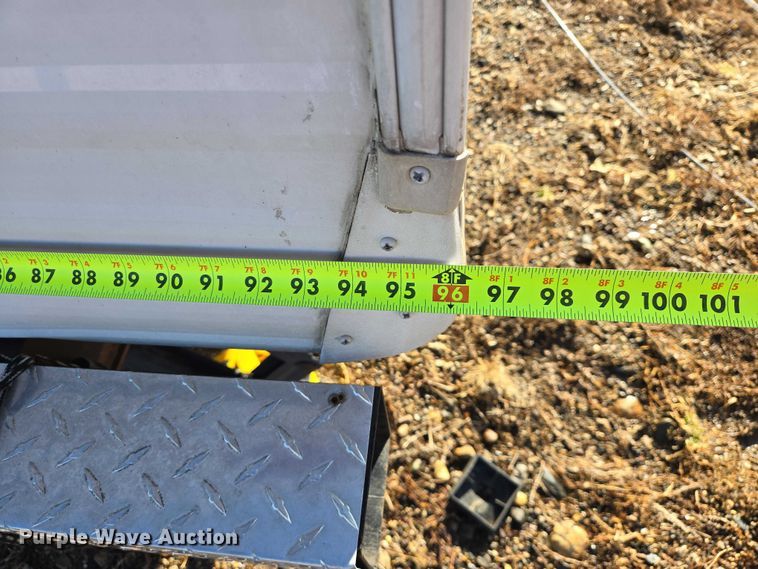 image for item EV5561 2010 Gulf Stream Innsbruck camper