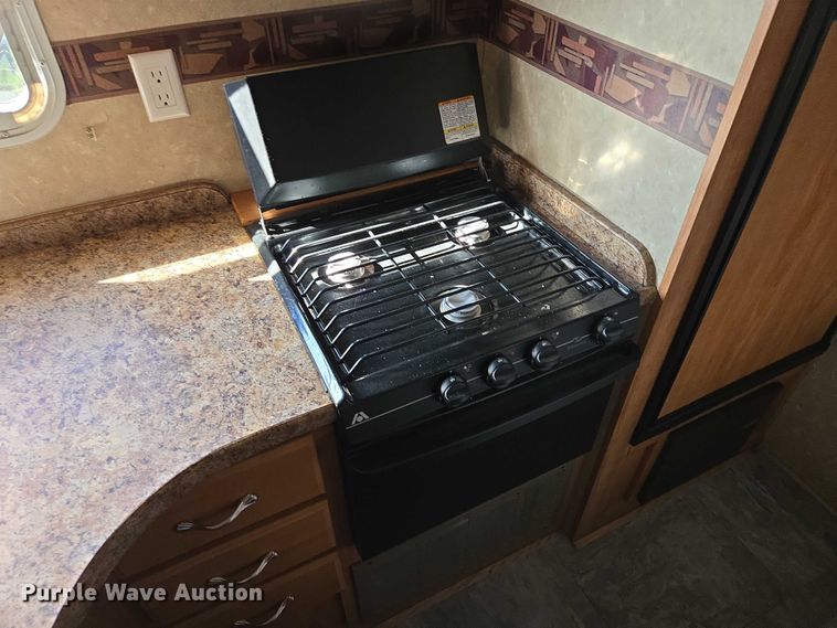 image for item EV5561 2010 Gulf Stream Innsbruck camper