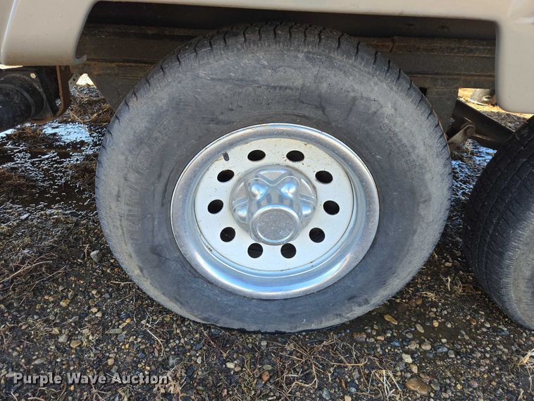 image for item EV5561 2010 Gulf Stream Innsbruck camper