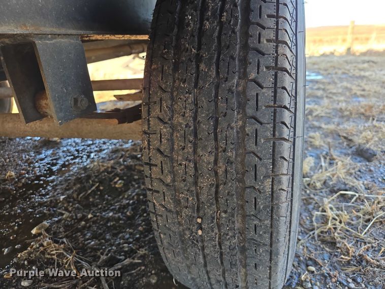 image for item EV5562 2003 Citation camper