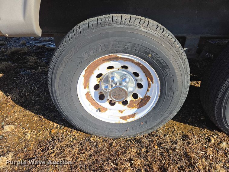 image for item EV5562 2003 Citation camper